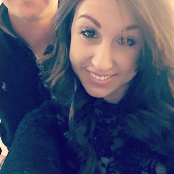 Meet the Posher Other - Meet your Posher, Nicole